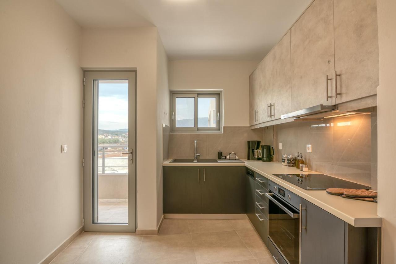 Romanza Kavros Apartment Paralia Kourna Екстериор снимка
